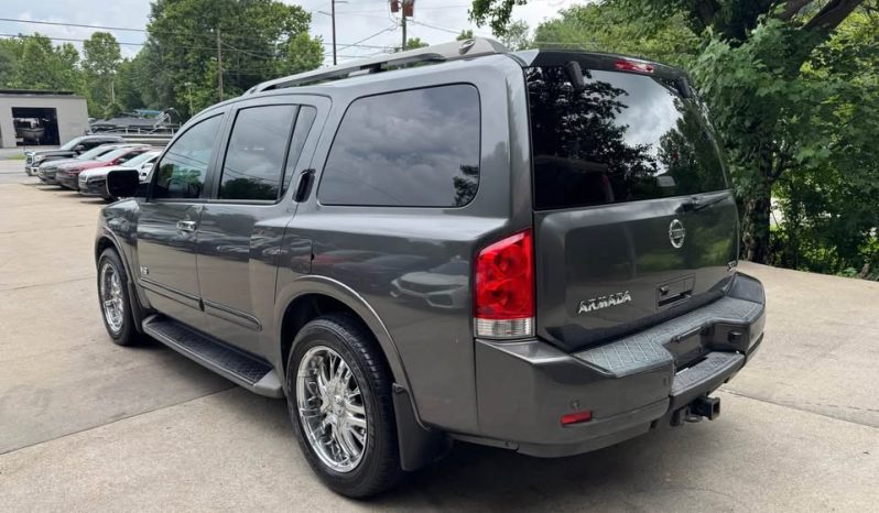 2008 Nissan armada SE Sport Utility 4D full