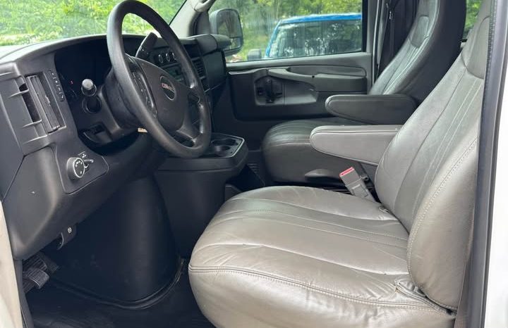 2015 GMC savana 2500 cargo Van 3D full