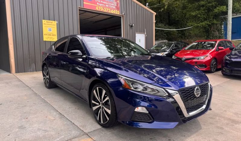 2019 Nissan altima 2.5 SR (2017.5) Sedan 4D full