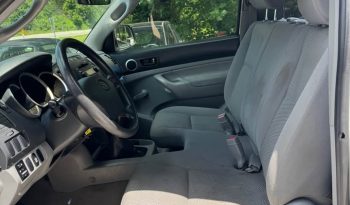 2005 Toyota tacoma regular cab Pickup 2D 6 ft full