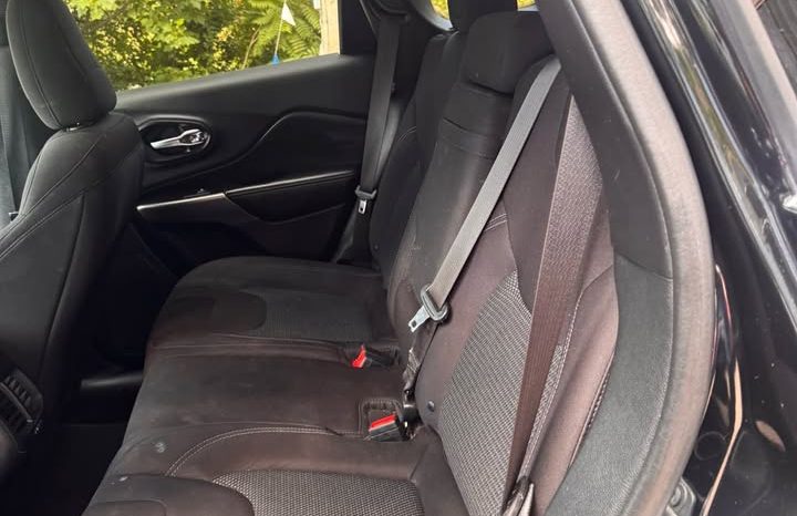 2019 Jeep cherokee Latitude Sport Utility 4D full