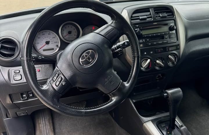 2005 Toyota rav4 Sport Utility 4D full