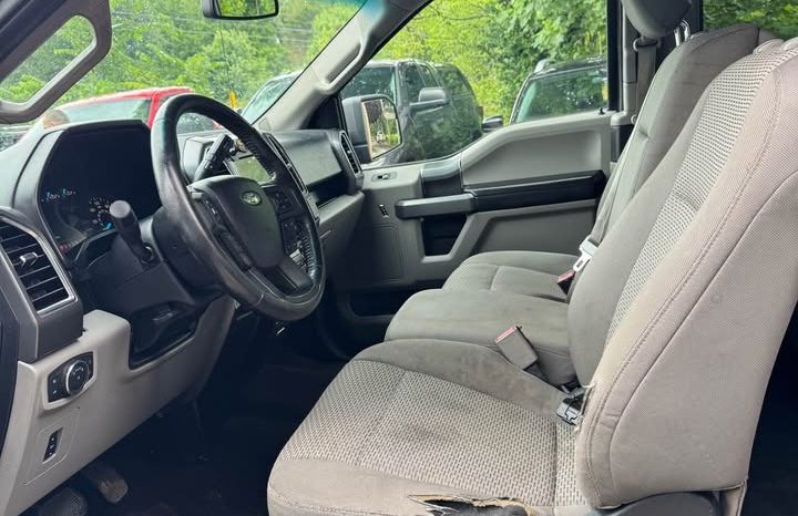 2016 Ford f150 supercrew cab XLT Pickup 4D 5 1/2 ft full
