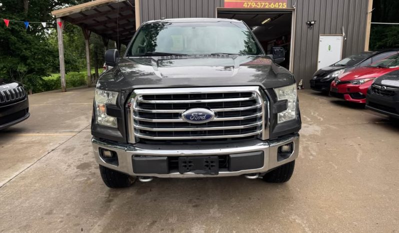 2016 Ford f150 supercrew cab XLT Pickup 4D 5 1/2 ft full