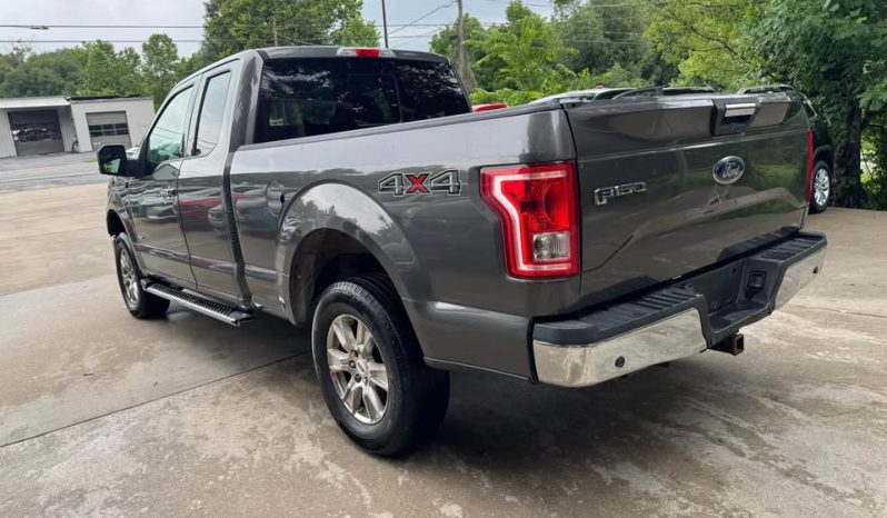 2016 Ford f150 supercrew cab XLT Pickup 4D 5 1/2 ft full