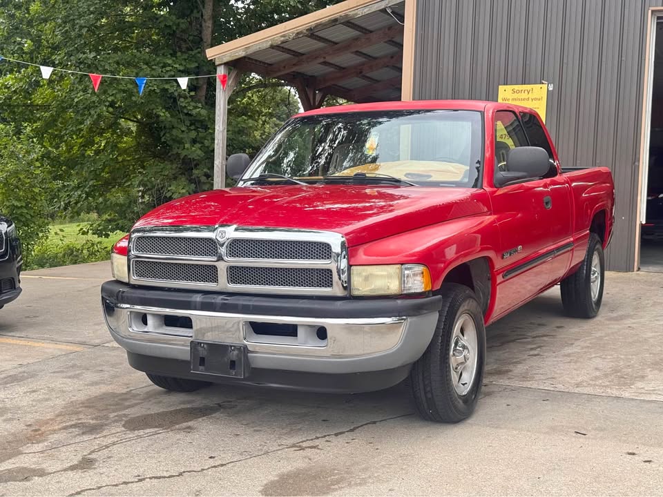 2001 Dodge Ram 1500 1500 ST QUAD CAB SWB's photo