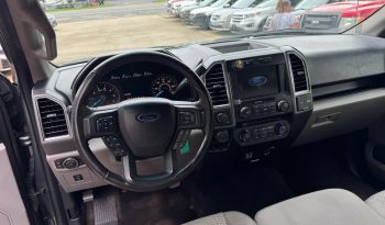 2016 Ford f150 supercrew cab XLT Pickup 4D 5 1/2 ft full