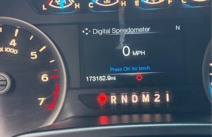 2016 Ford f150 supercrew cab XLT Pickup 4D 5 1/2 ft full