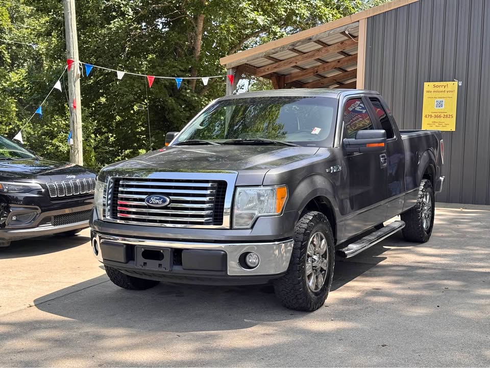 2010 Ford F-150 XLT SuperCab 145-in Styleside's photo