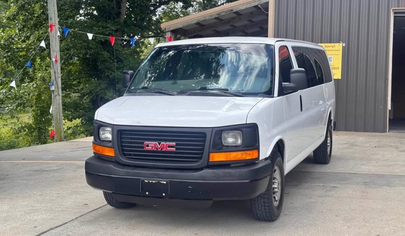 2015 GMC savana 2500 cargo Van full