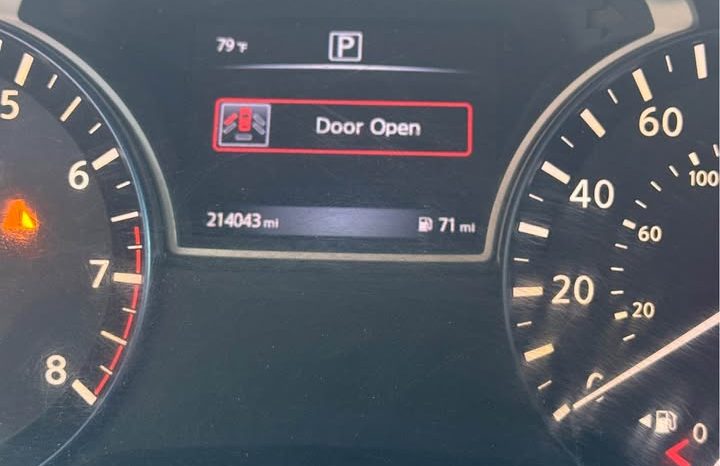 2016 Nissan Altima 2.5 SR Sedan 4D full