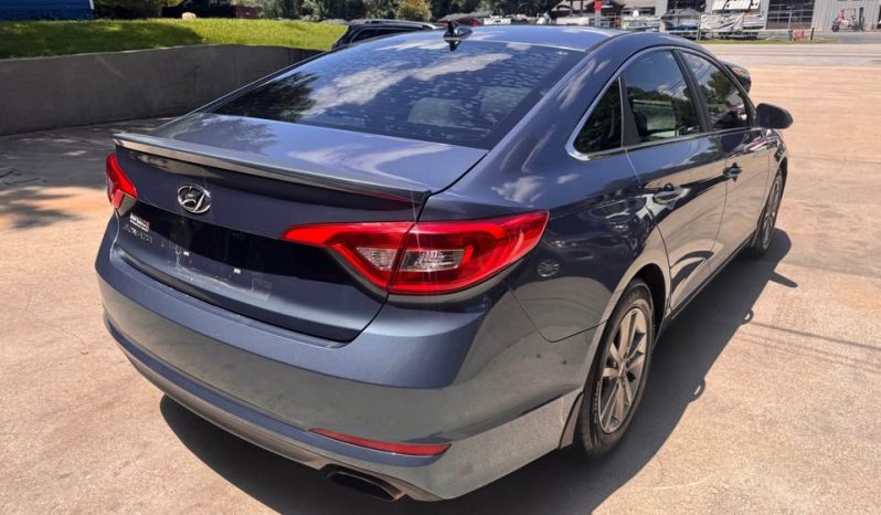 2015 Hyundai Sonata SE Sedan 4D full