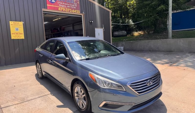2015 Hyundai Sonata SE Sedan 4D full