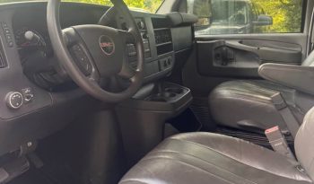 2015 GMC savana 2500 cargo Van full