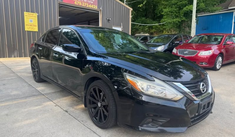 2016 Nissan Altima 2.5 SR Sedan 4D full