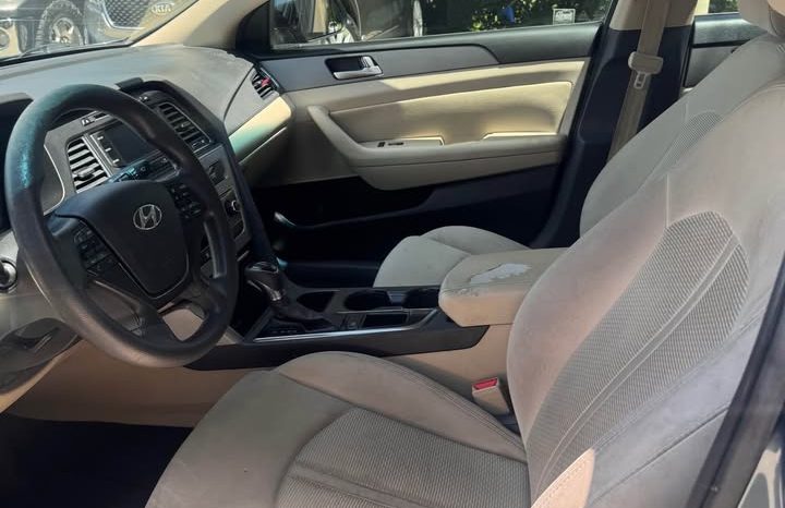2015 Hyundai Sonata SE Sedan 4D full