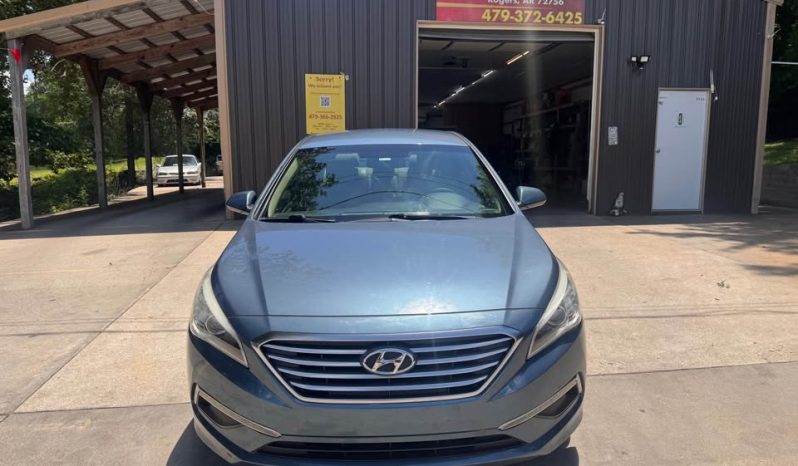 2015 Hyundai Sonata SE Sedan 4D full