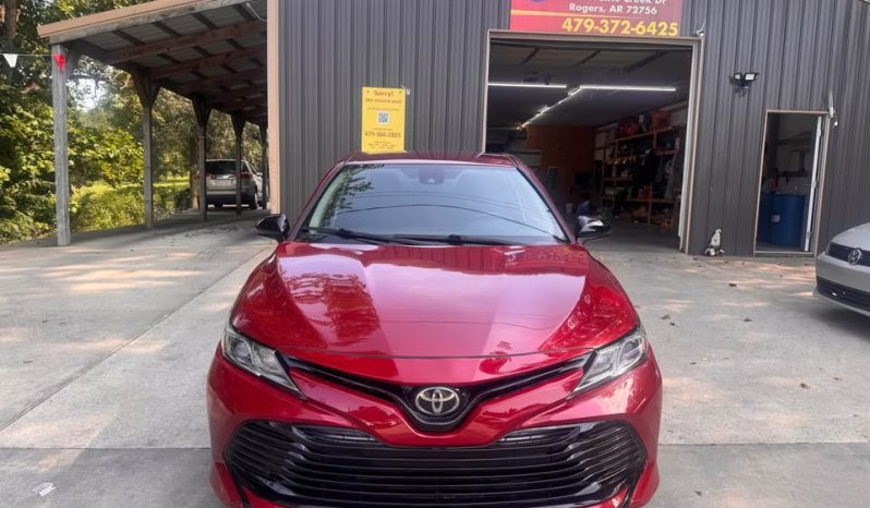 2019 Toyota Camry LE Sedan 4D full