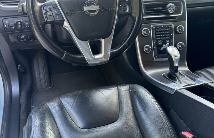 2013 Volvo s60 T5 Sedan 4D full