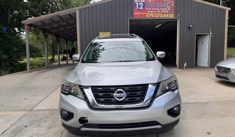 2017 Nissan Pathfinder SL Sport Utility 4D full
