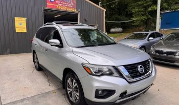2017 Nissan Pathfinder SL Sport Utility 4D full