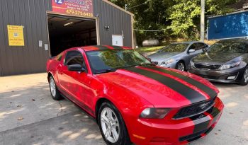 2010 Ford mustang V6 Coupe 2D full