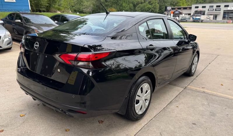 2024 Nissan versa S Sedan 4D full