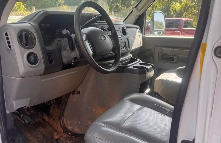 2015 Ford econoline super duty v full
