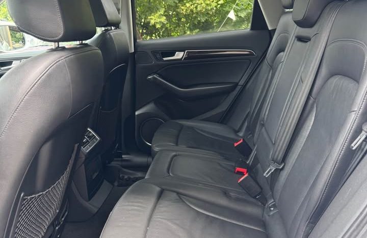 2014 Audi q5 2.0T Quattro Premium Sport Utility 4D full