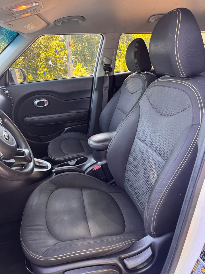 2015 Kia Soul + - Photo 9