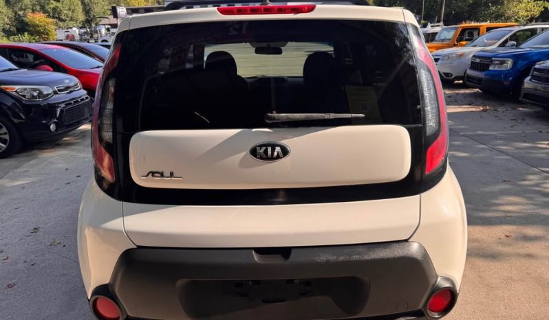 2015 Kia soul + Wagon 4D full