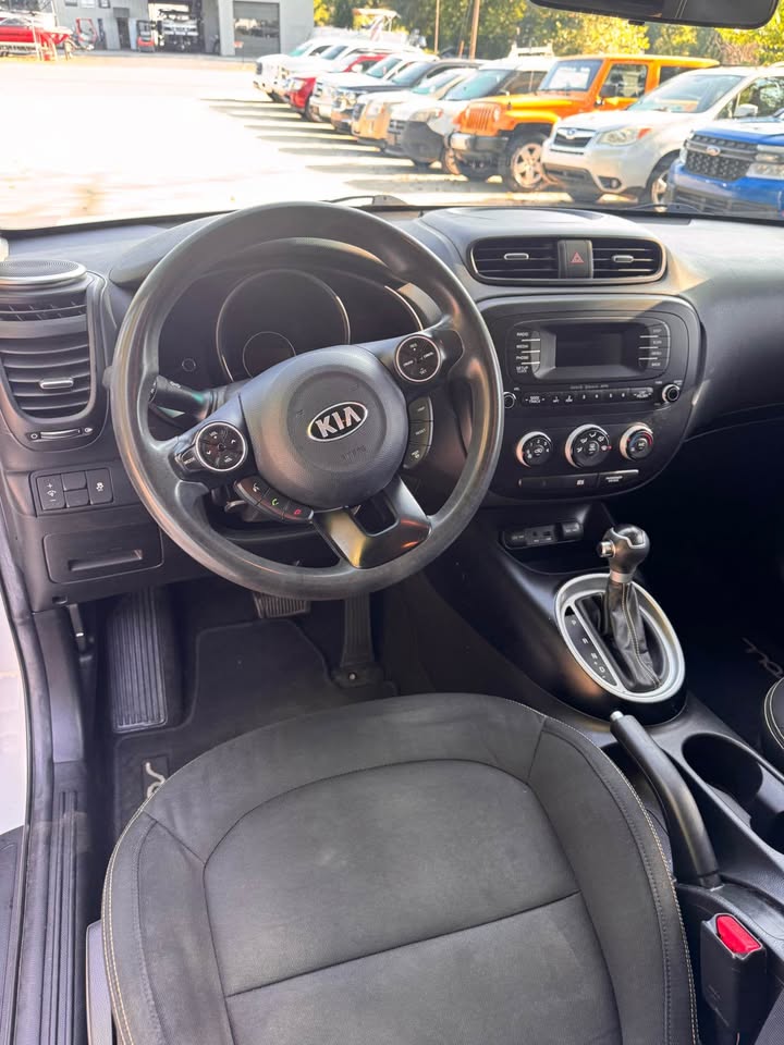 2015 Kia Soul + - Photo 11