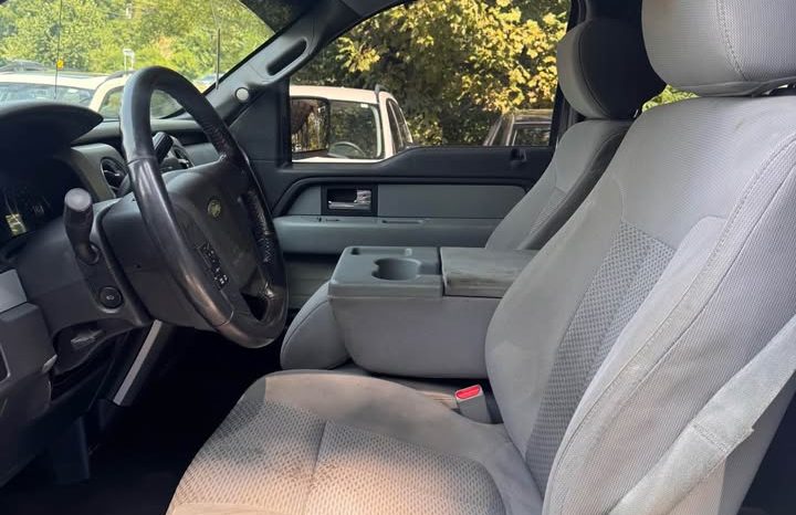 2012 Ford f150 supercrew cab XLT Pickup 4D 6 1/2 ft full