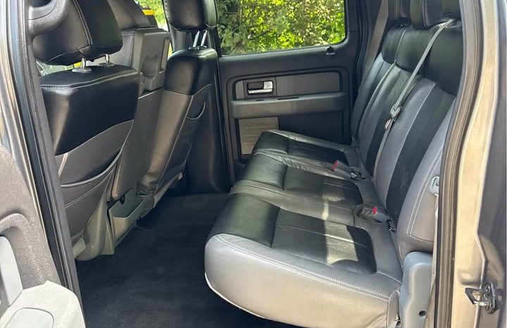 2013 Ford f150 supercrew cab XLT Pickup 4D 5 1/2 ft full