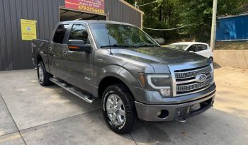 2013 Ford f150 supercrew cab XLT Pickup 4D 5 1/2 ft full