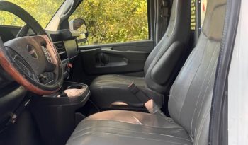 2015 GMC savana 2500 cargo Van full