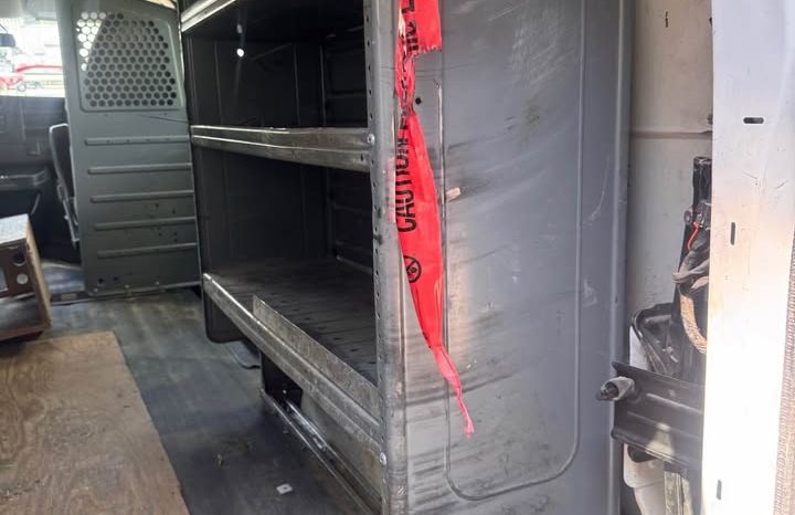 2015 GMC savana 2500 cargo Van full