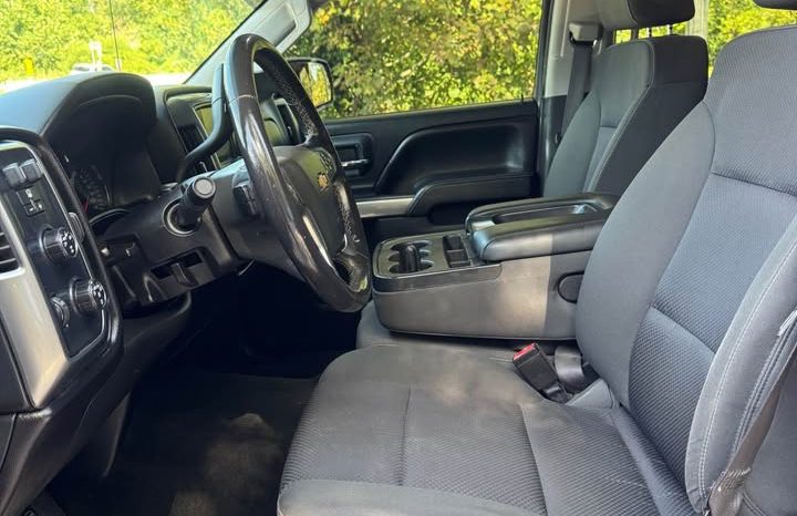 2016 Chevrolet silverado (classic) 1500 crew cab LT Pickup 4D 5 3/4 ft full