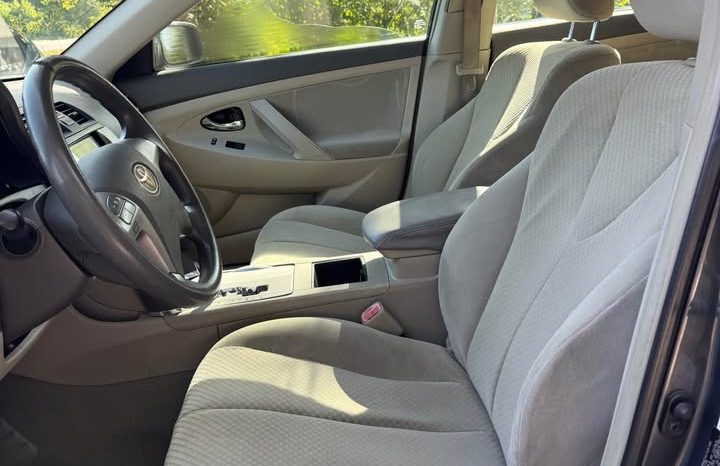 2009 Toyota camry LE Sedan 4D full