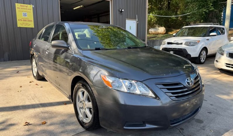 2009 Toyota camry LE Sedan 4D full