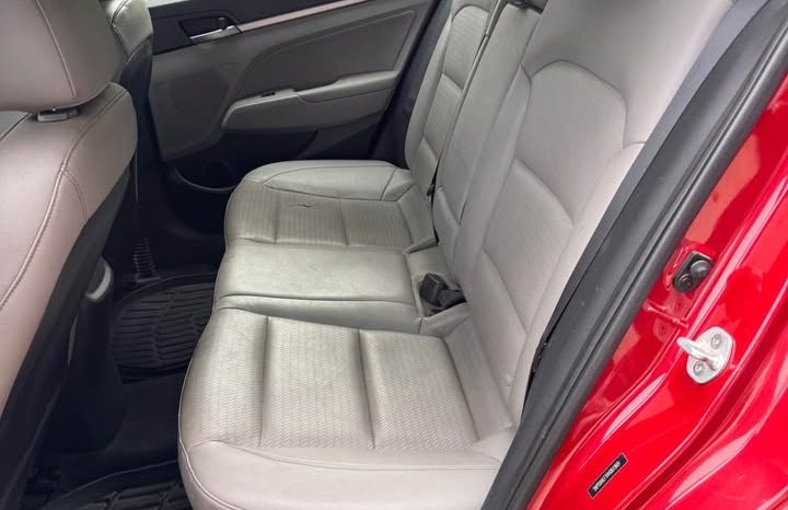 2017 Hyundai elantra SE Value Edition Sedan 4D full