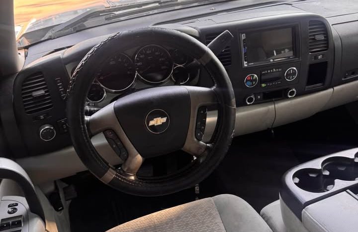 2007 Chevrolet silverado 1500 regular cab LT Pickup 2D 6 1/2 ft full