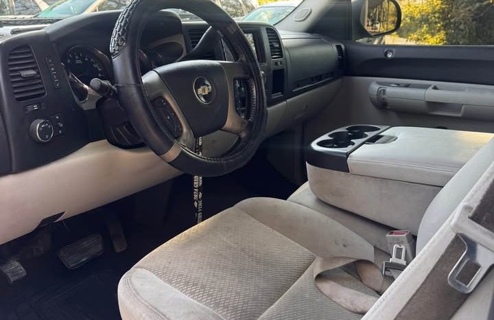 2007 Chevrolet silverado 1500 regular cab LT Pickup 2D 6 1/2 ft full