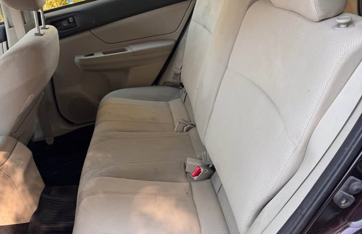 2012 Subaru impreza 2.0i Sedan 4D full