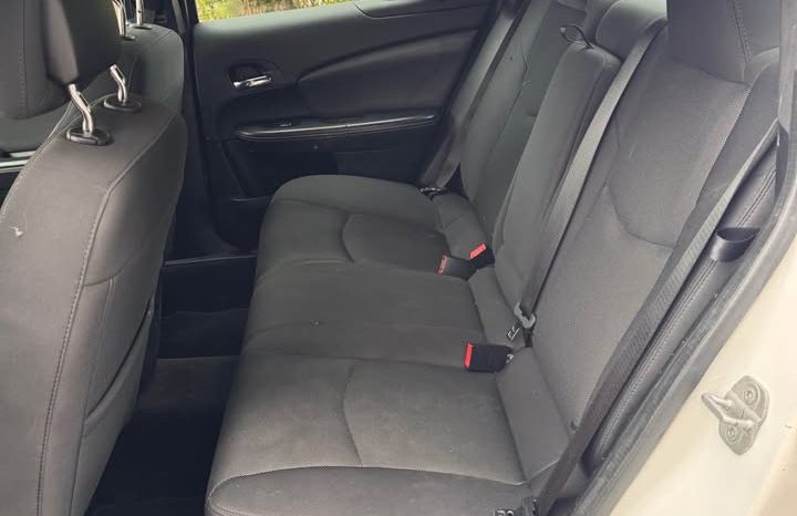 2014 Dodge avenger SE Sedan 4D full