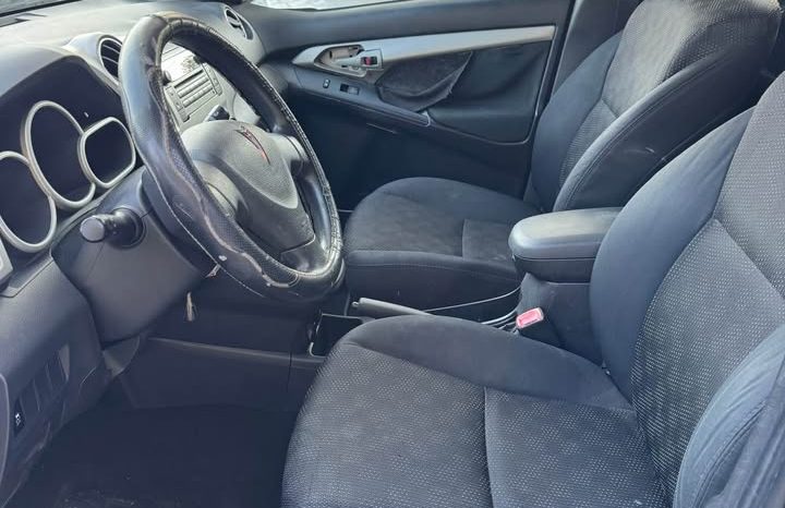 2010 Pontiac vibe Sport Wagon 4D full
