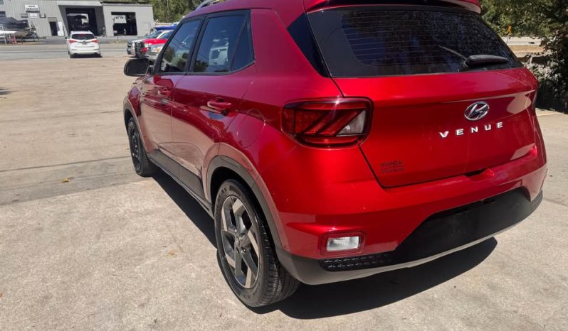 2024 Hyundai venue Limited Sport Utility 4D full