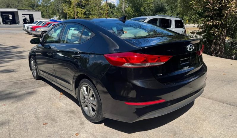2017 Hyundai elantra SE Sedan 4D full