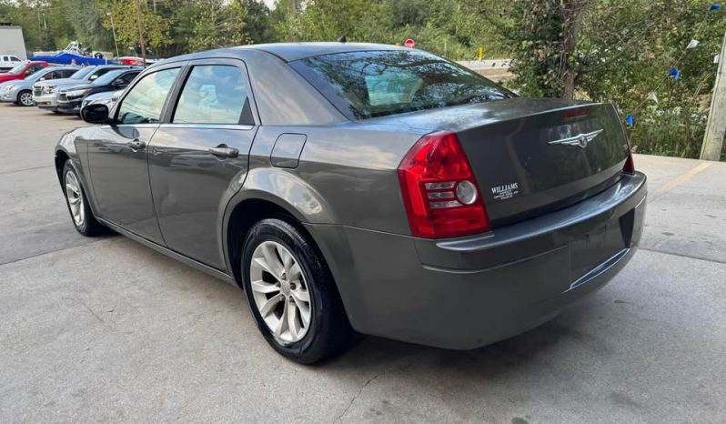 2008 Chrysler 300 LX Sedan 4D full