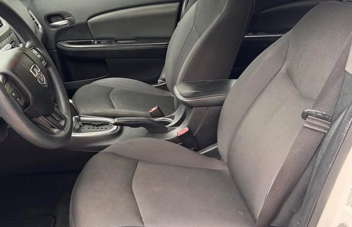 2014 Dodge avenger SE Sedan 4D full